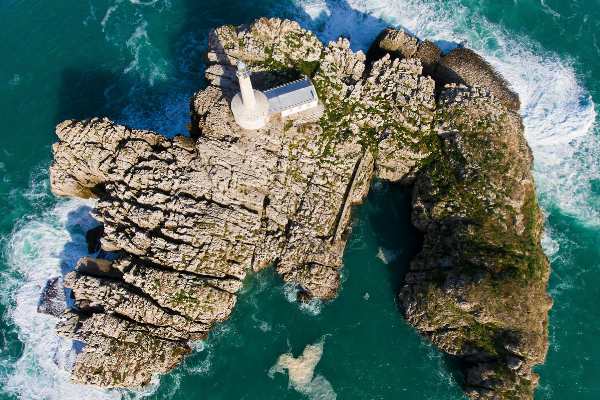 Faro Isla de Mouro