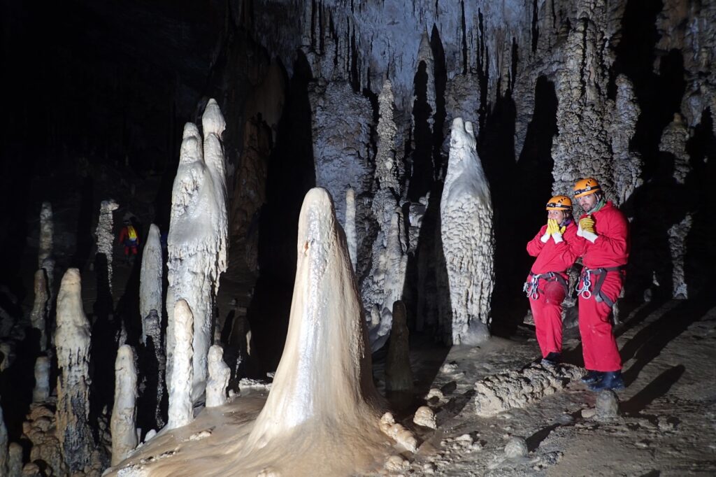 Espeleología en Coventosa